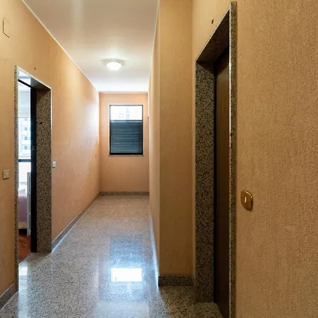 Nicol House Luxury In By Barbarhouse شقة