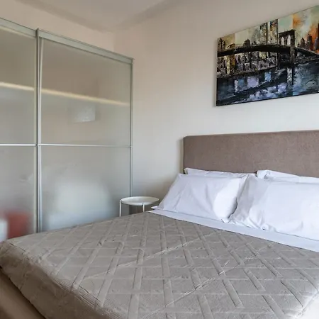 Nicol House Luxury In By Barbarhouse Apartment *