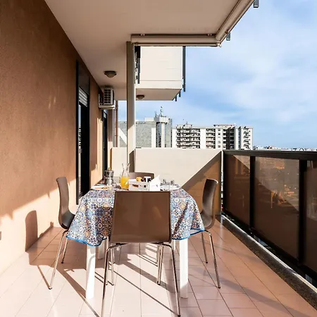 Nicol House Luxury In By Barbarhouse باري